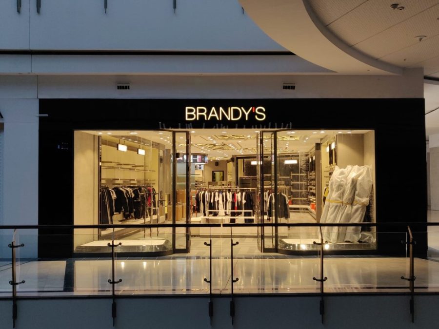 İSTANBUL HAVALİMANI BRANDY’S MAĞAZALARI UYGULAMA YAPILMASI